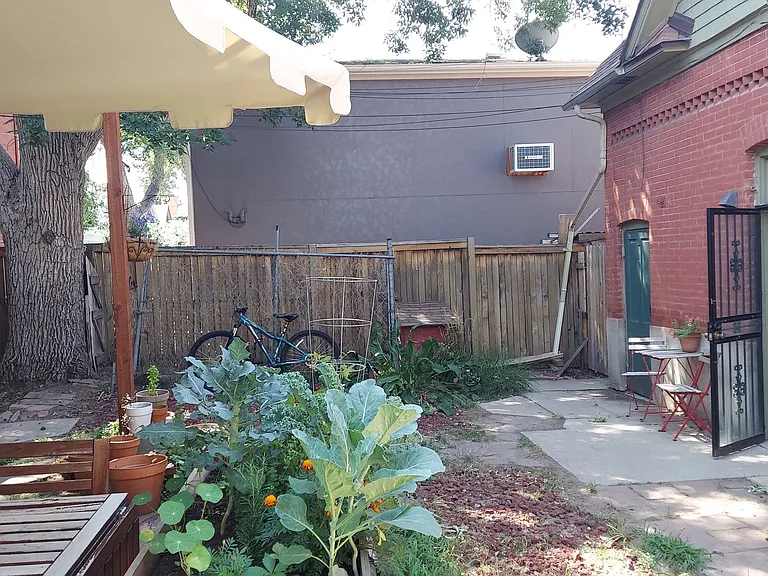 115 N Sherman St #1-5 — Photo 3