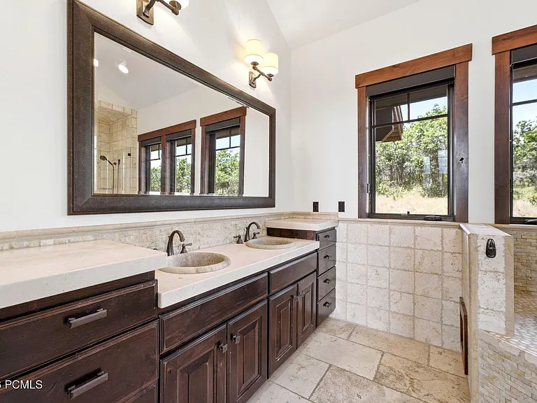 8235 N Sunrise Loop — Photo 31