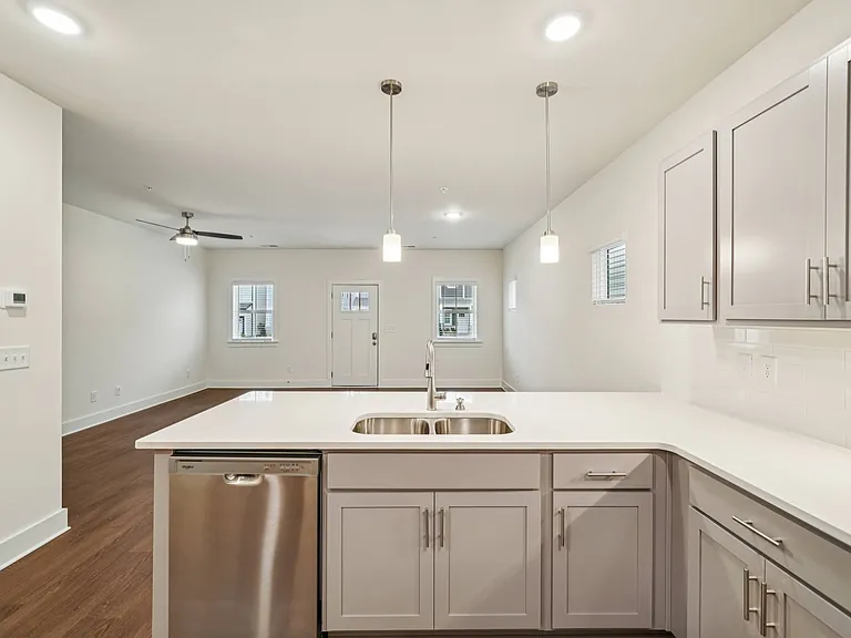 Turnberry Park Apartments and Homes — Photo 126