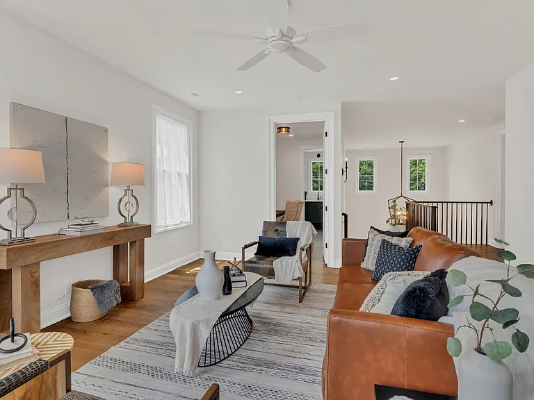 4411 Westlawn Dr — Photo 38
