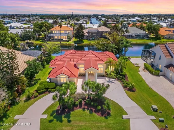 329 Lanternback Island Dr, Satellite Beach, FL 32937