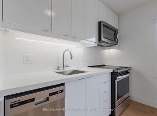 28A 3rd St #3, Toronto, ON M8V 2X6