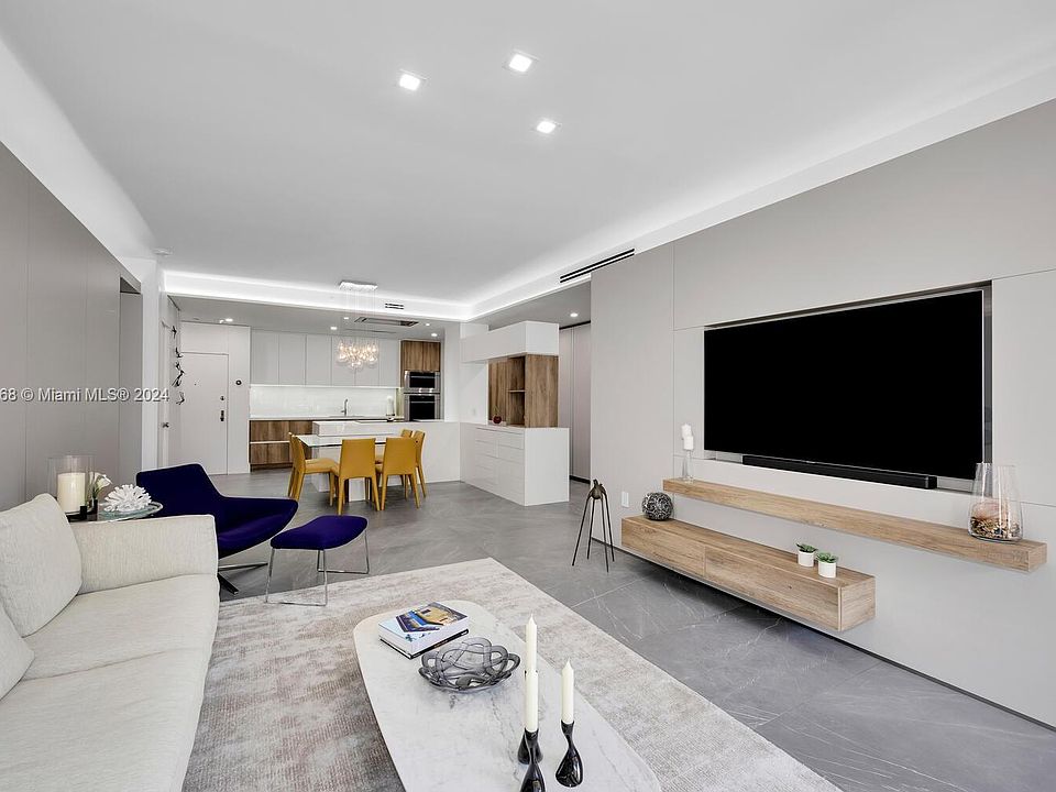1st image of 251 Crandon Blvd APT 334