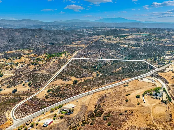40200 E Benton Rd #2, Hemet, CA 92544