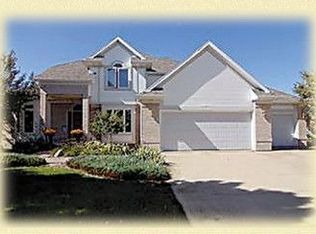 1535 Crayton Cir W, Dekalb, IL 60115