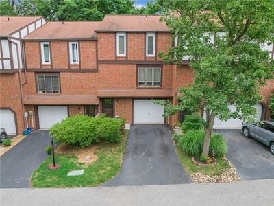 104 Little Hollow Dr, Sewickley, PA, 15143