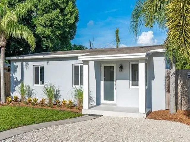 1413 NW 5th Ave