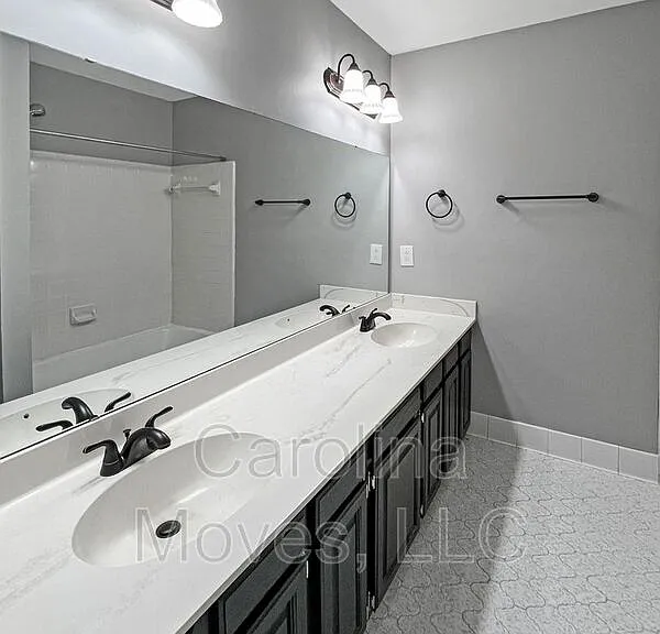 419 Sparrow Hawk Ct — Photo 15