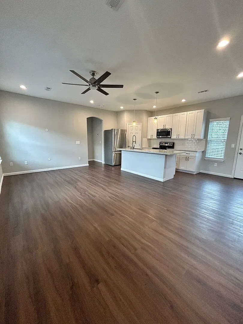 Beautiful Home in East Brainerd! 3 Beds, 3.5 Baths, 2 Car Garage! — Photo 3