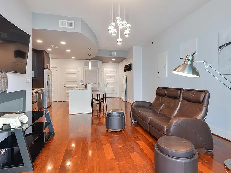 1080 Peachtree St NE #1415FURNISHED — Photo 6