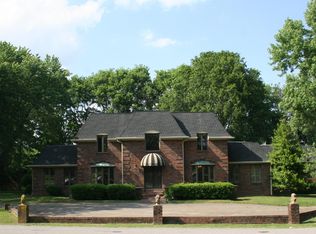 110 Poplar St, Franklin, TN 37064