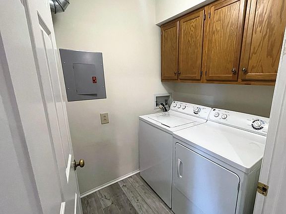 5th image of 3707 S Grasstree Ct