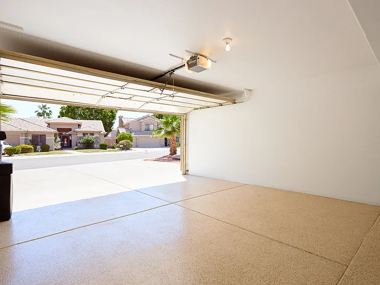 2-Car Garage