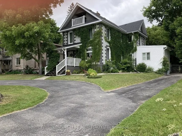 106 Jarvis St, Orillia, ON L3V 2A3