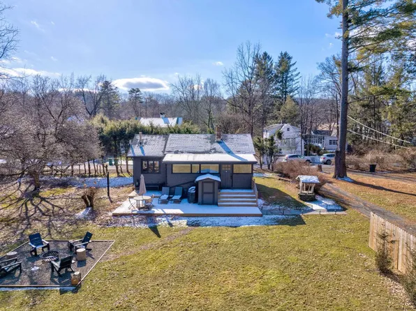 18-20 Orchard Lane, Woodstock, NY 12498