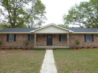 9807 Root Dr N, Semmes, AL 36575