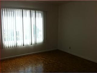 4th image of 1625 Quintara St
