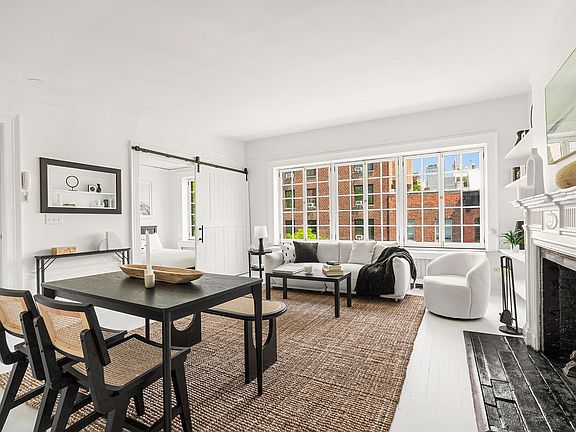 4th image of 30-32 W 9th St #5A