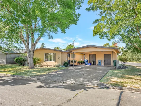 885/895 E 36th Pl, Eugene, OR 97405