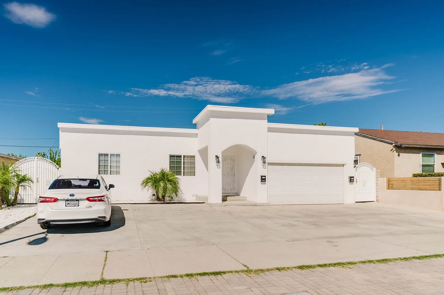 2 bed, 1100 sqft, $3,000 — Photo 2