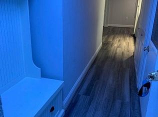 138 Cambridge Rd #B1, Alexandria, VA 22314