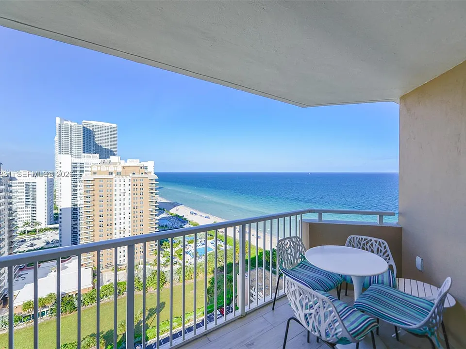 1950 S Ocean Dr #20D