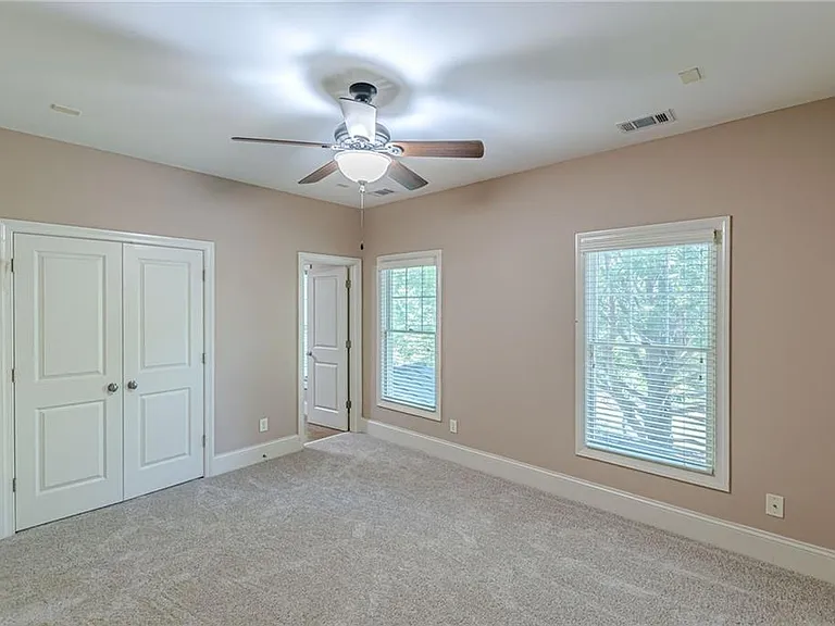 1645 Woodward Way — Photo 59