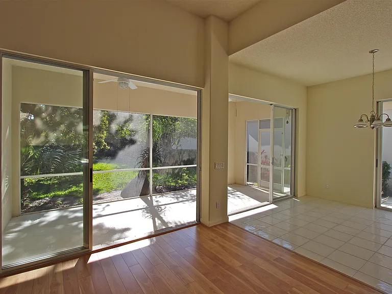 160 Lost Bridge Dr — Photo 30