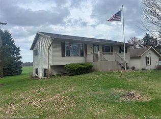 7631 Vassar Rd, Millington, MI 48746