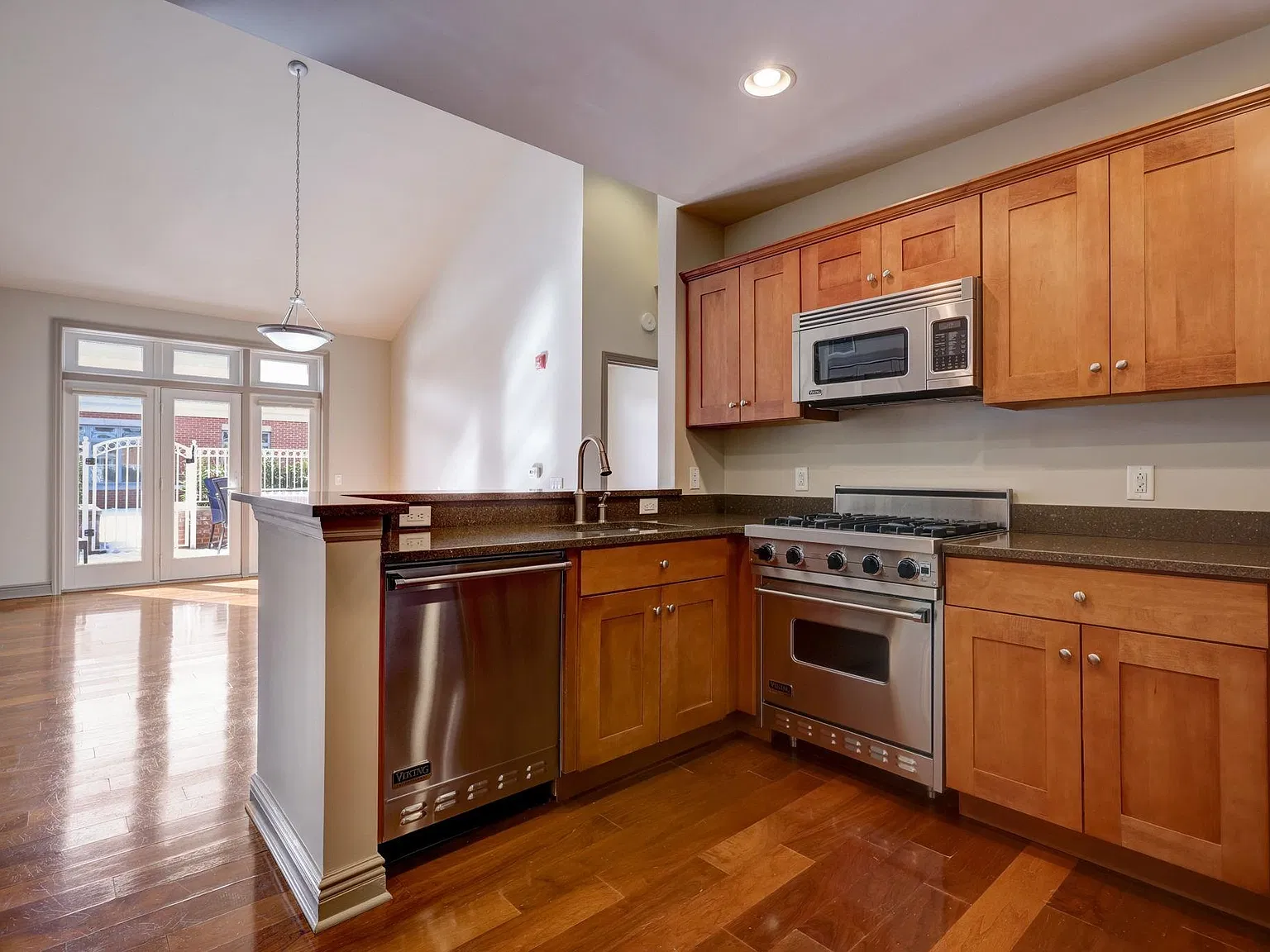 Hudson Pointe — Photo 2