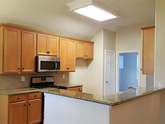 4th image of 15931 Cottage Ivy Cir