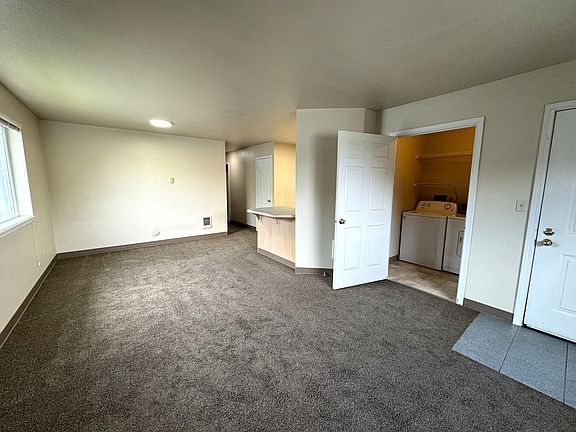 3rd image of 804 E White Birch Ave #1