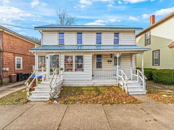 1109-1111 Chestnut St, Franklin, PA 16323