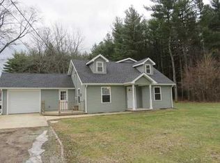 60202 Mayflower Rd, South Bend, IN 46614