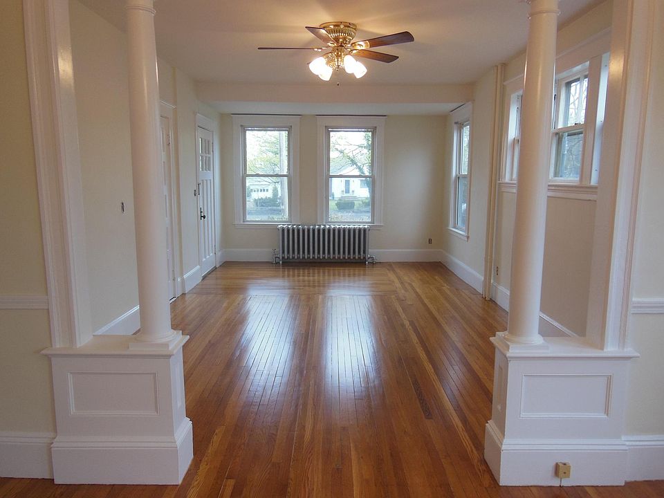 1st image of 48 Margin St #1