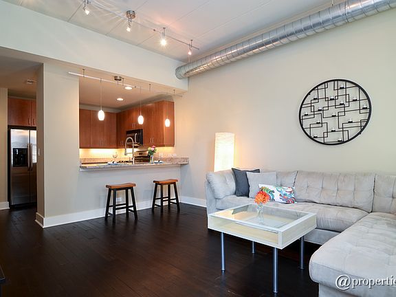 Kitchen/Living Room