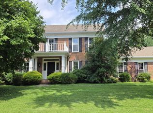 7246 Heatherly Sq, Old Brownsboro Place, KY 40242