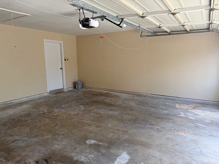 12922 Chandler Dr — Photo 18