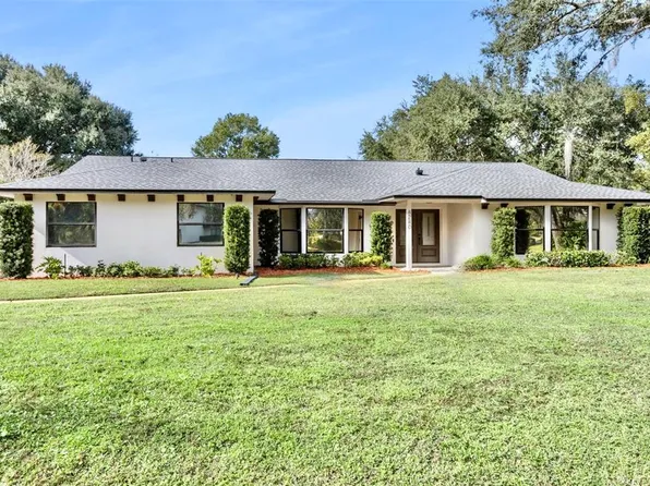 4240 N Landmark Dr, Orlando, FL 32817
