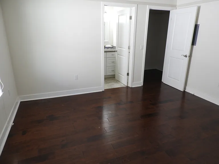 1327 G St — Photo 11