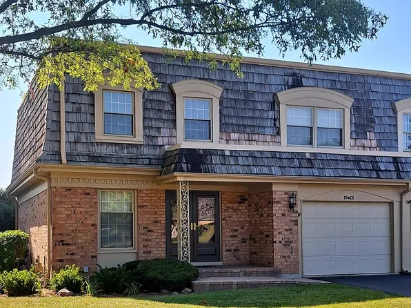 19W131 Avenue Latour, Oak Brook, IL 60523