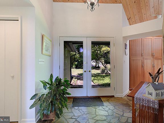4th image of 3078 Tudor Hall Rd