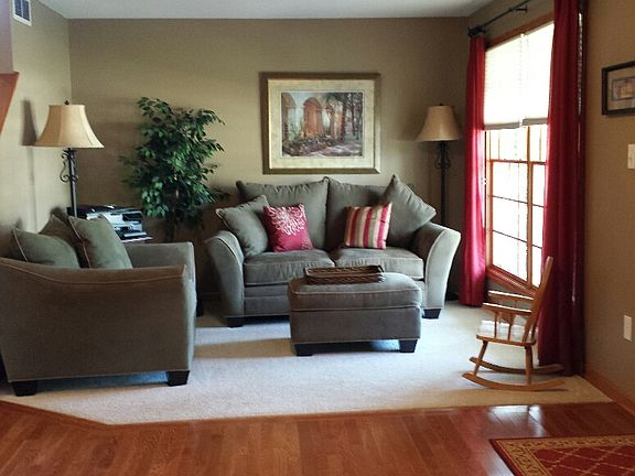 3rd image of 20 Brook Ln