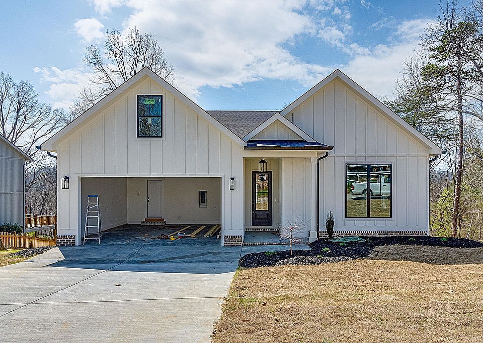 1st image of 2504 Lake Dweller Ln