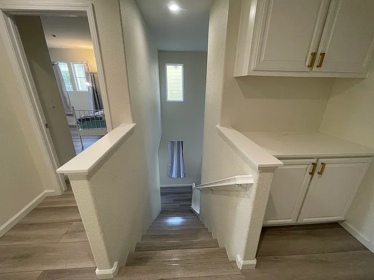 7323 Carter Ave — Photo 5