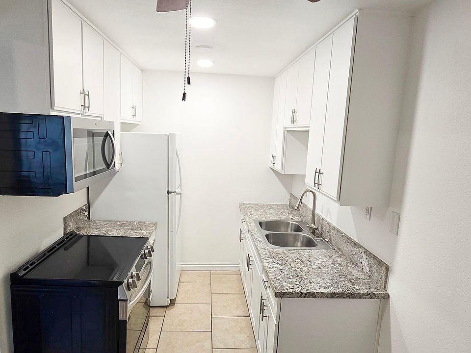 1st image of 386 Temple Ave APT 6