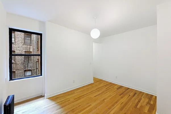 Rented by Aether Property Group | media 14