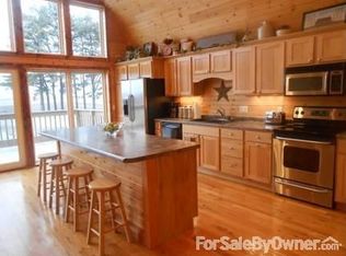 631 6th St, Bloomington, WI 53804