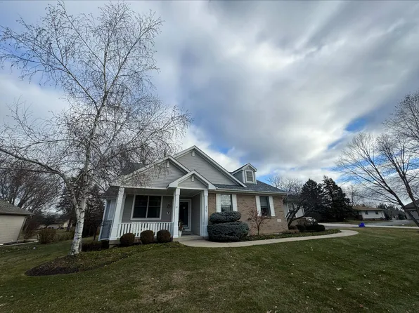 3567 White Dove Ln, Rockford, IL 61114