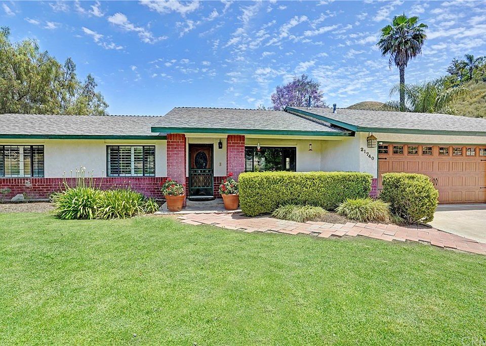 1st image of 21740 Ashbury Pl